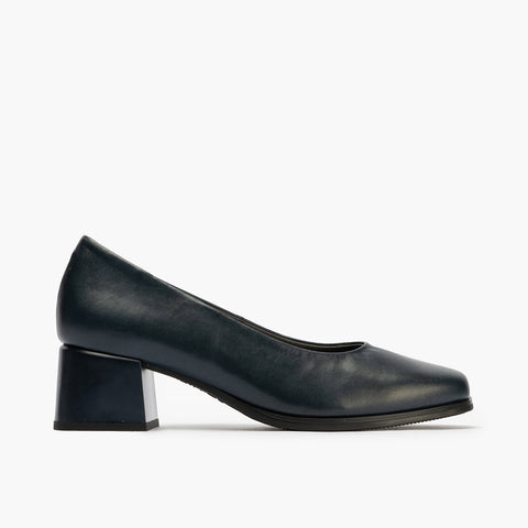 Half -Heeled Blue Hall Shoe
