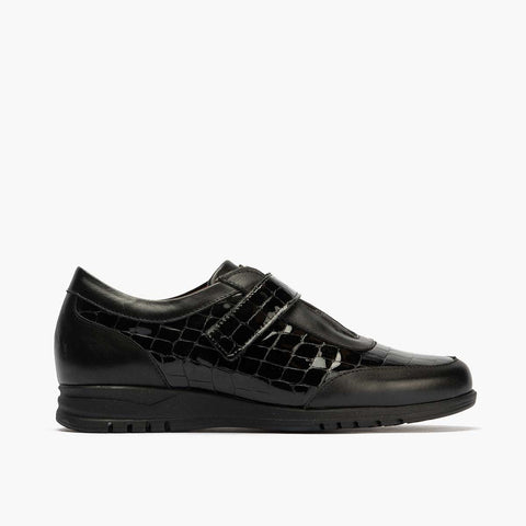 Scarpa sportiva da donna nera combinata