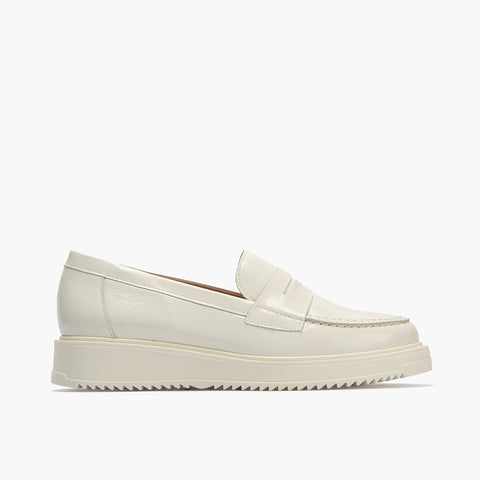 Mocasin mujer en piel charol BLANCO
