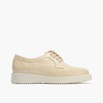 Blucher mujer en piel charol CREMA