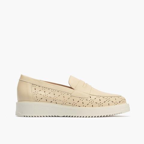 Mocasin picados mujer en piel napa CREMA