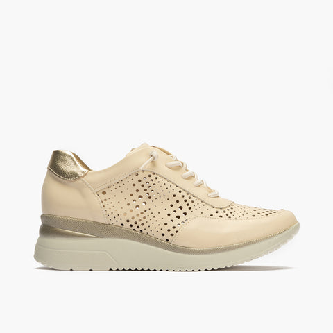 Deportivo con picados mujer en piel combinada CREMA