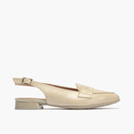 Mocasin talon abierto mujer con hebilla en piel charol CREMA