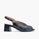 Sandalia con picados mujer con hebilla en piel laminado AZUL