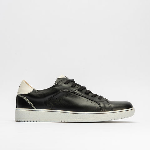 Deportivo basket hombre piel Negro