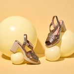 Sandale féminine avec talon de plate-forme de bronze