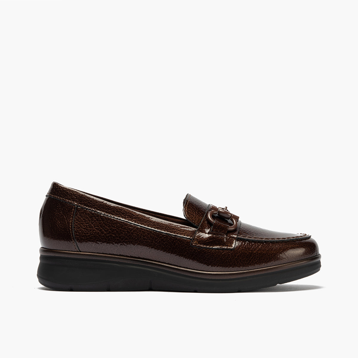 Mocasín con Adorno en charol de mujer color marron