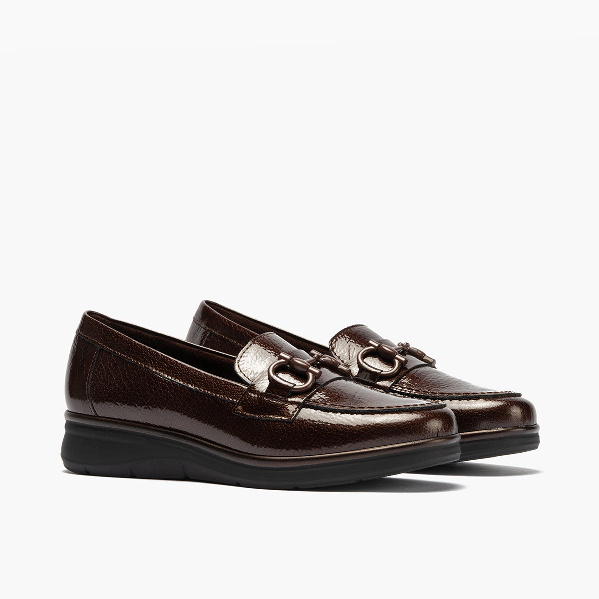 Mocasín con Adorno en charol de mujer color marron