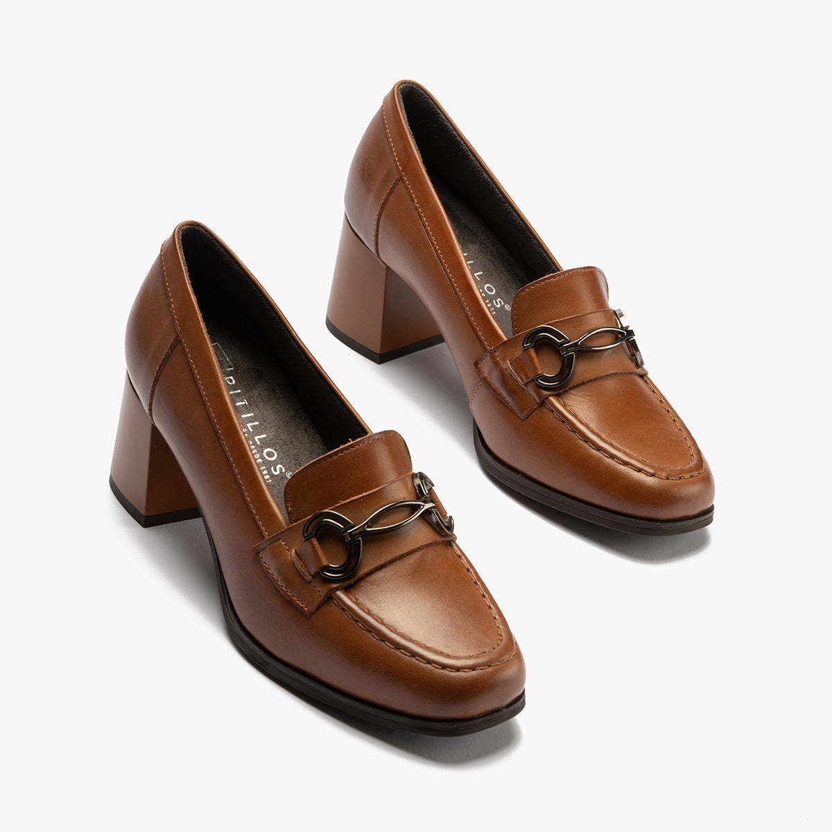 Mocasín en Napa con adorno de mujer color cuero