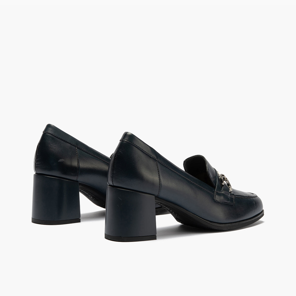 Mocasín en Napa con adorno de mujer color marino