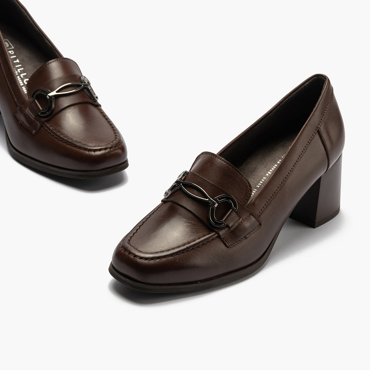 Mocasín en Napa con adorno de mujer color marron