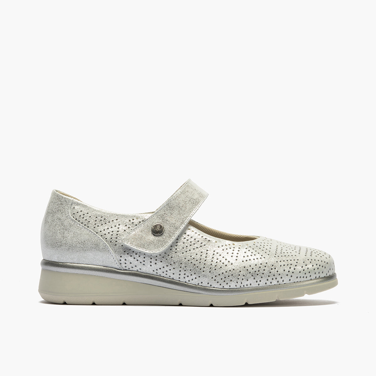 Zapato mercedes plano ancho especial con acabado brillante y suave Plata