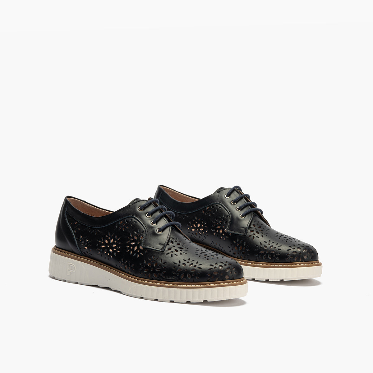 Zapato blucher con cordones, en piel napa perforada Marino