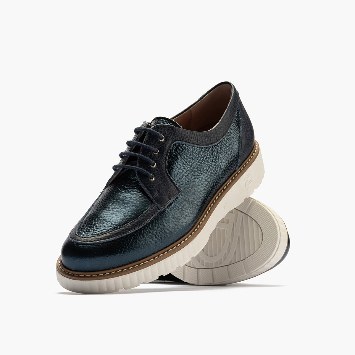 Zapato blucher con cordones y reflejos brillantes Marino