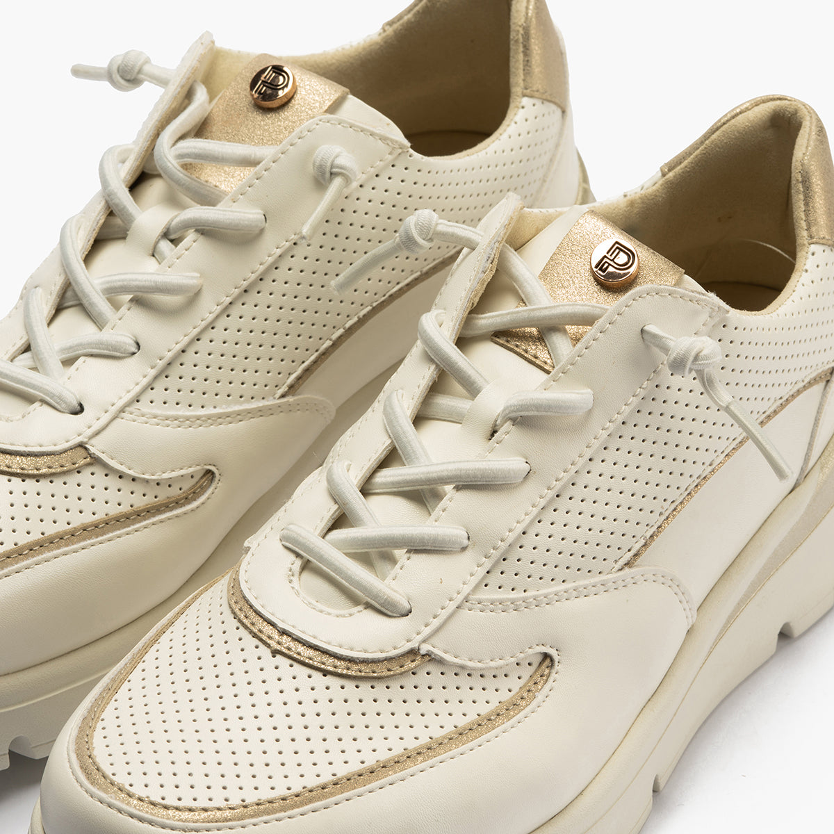 Deportivo plataforma con cordones elásticos Blanco
