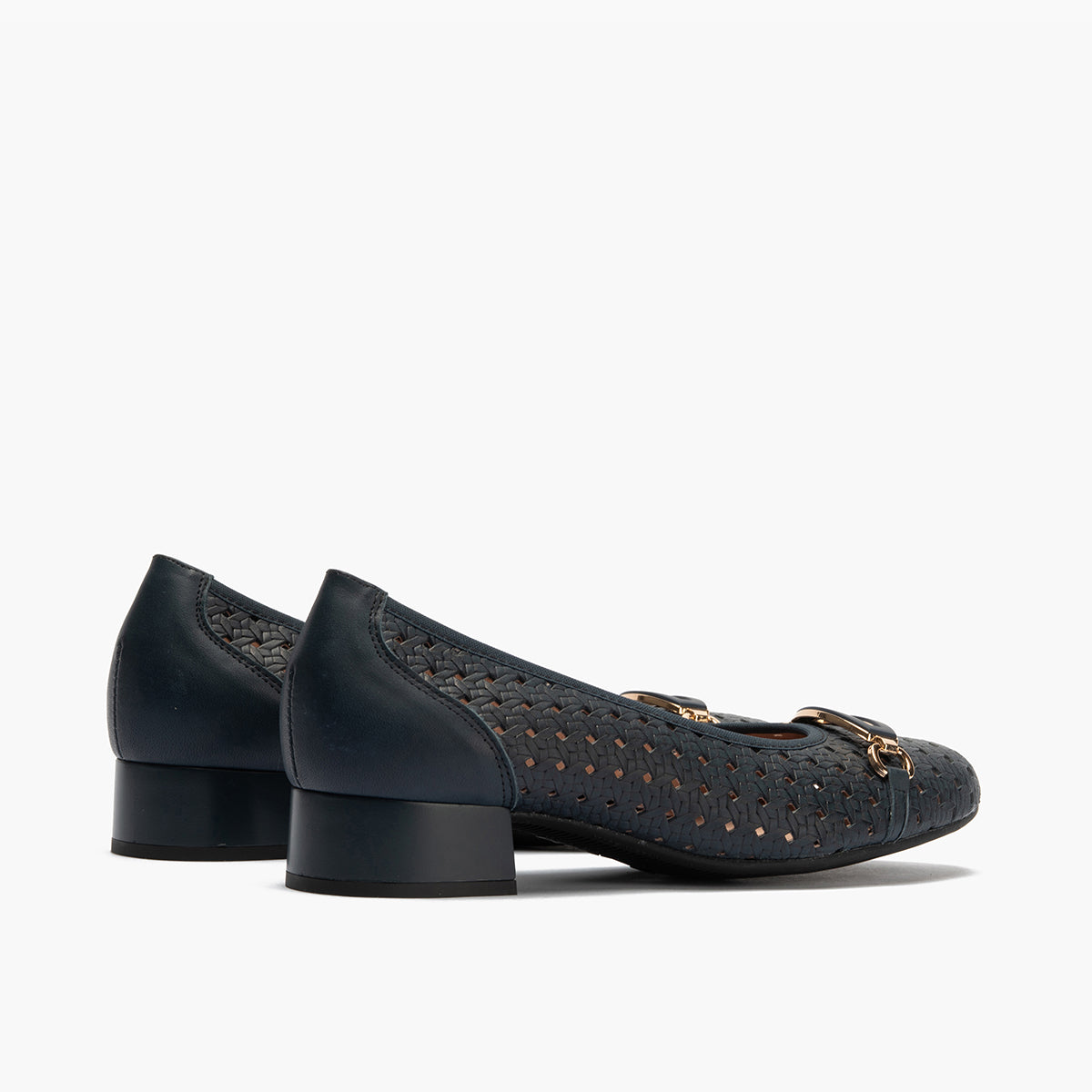 Zapato salón con adorno y tacón bajo, con punta redonda Marino