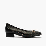 Zapato salón con adorno y tacón bajo, con punta redonda Negro