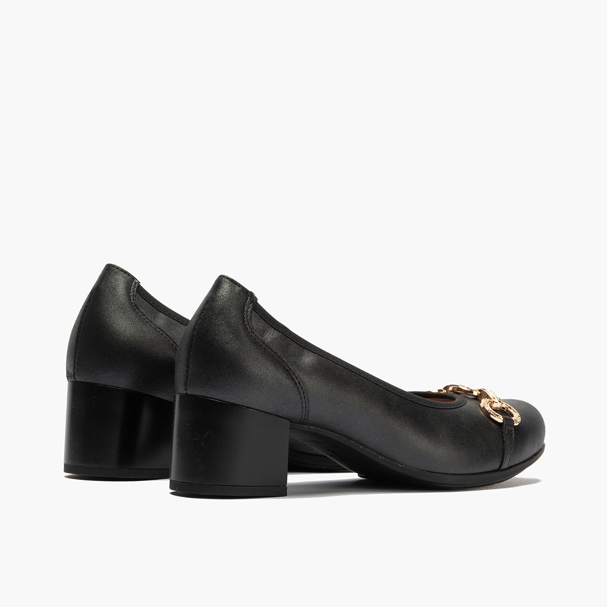 Zapato salón con tacón medio y adorno, en piel brillante Negro
