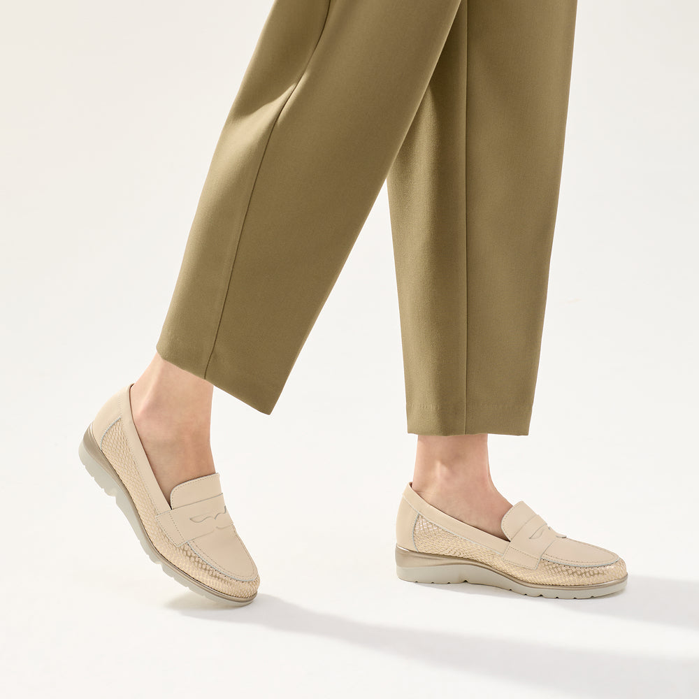 Mocasin mujer en piel combinada ORO
