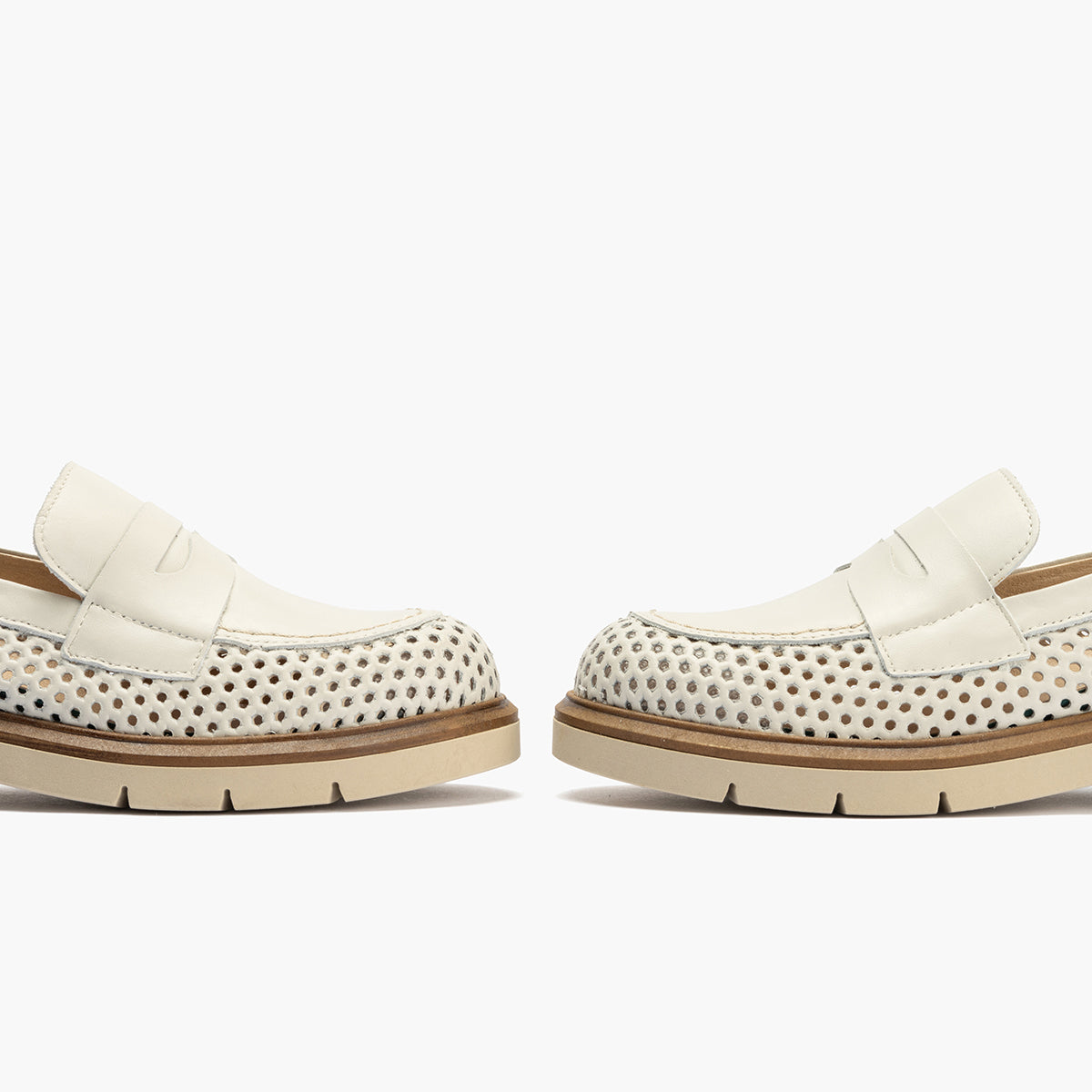 Mocasin oxford con picados mujer en piel napa GLACIAL