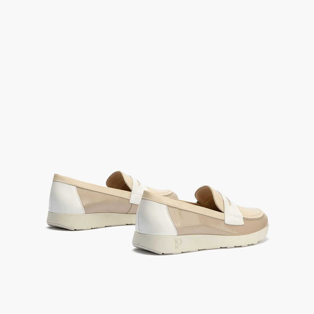Mocasin multicolor mujer en piel charol BEIGE