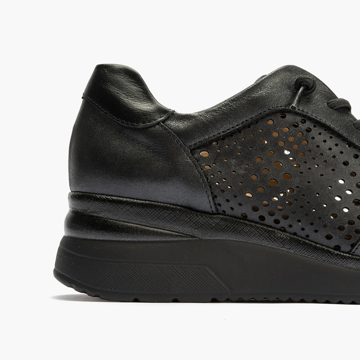 Deportivo cordones con picados mujer en piel combinada NEGRO