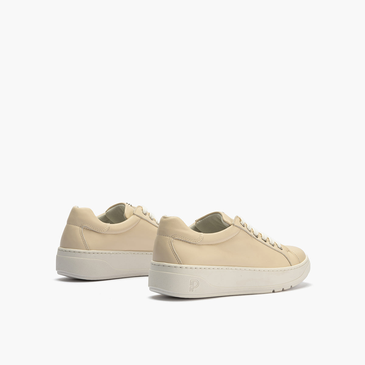 Basket mujer en piel napa CREMA