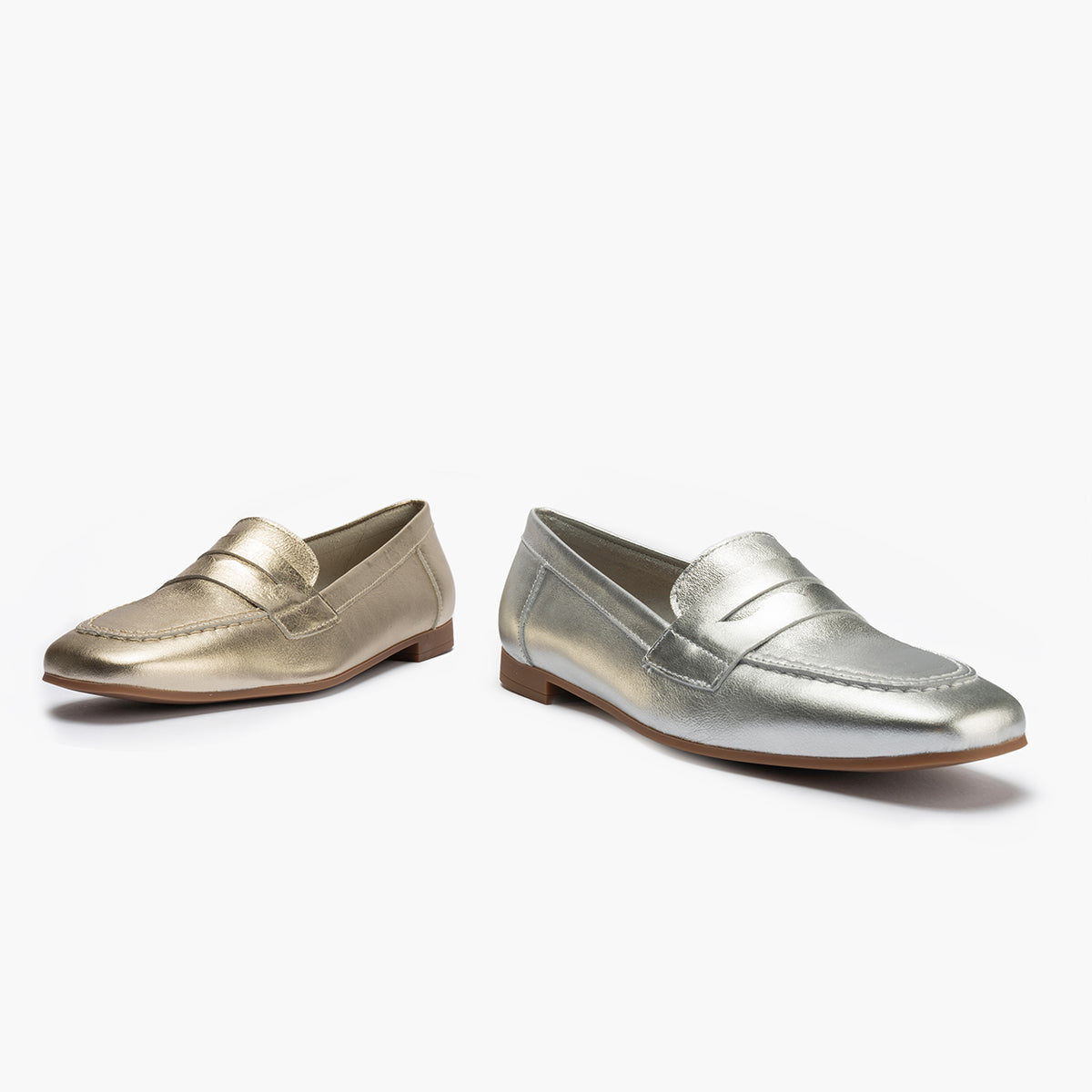 Mocasin mujer en piel laminado ORO