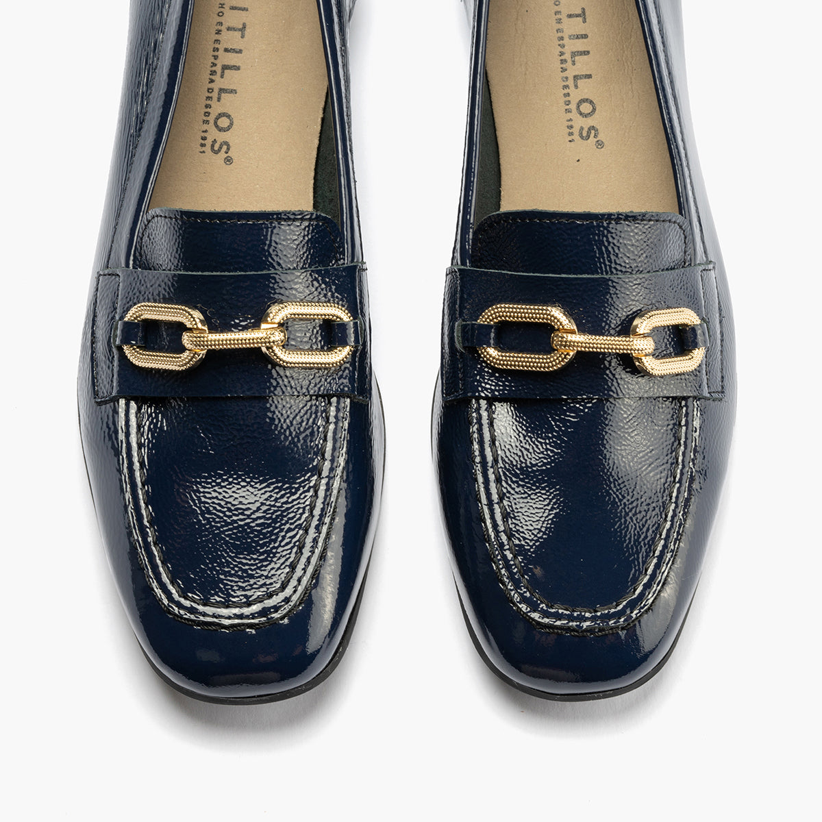 Mocasin plano con adorno metal mujer en piel charol MARINO