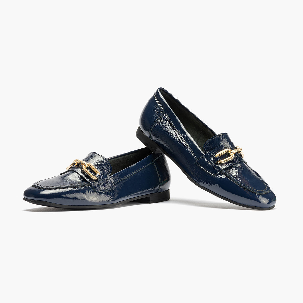 Mocasin plano con adorno metal mujer en piel charol MARINO