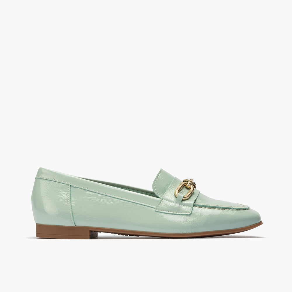 Mocasin plano con adorno metal mujer en piel charol TURQUESA