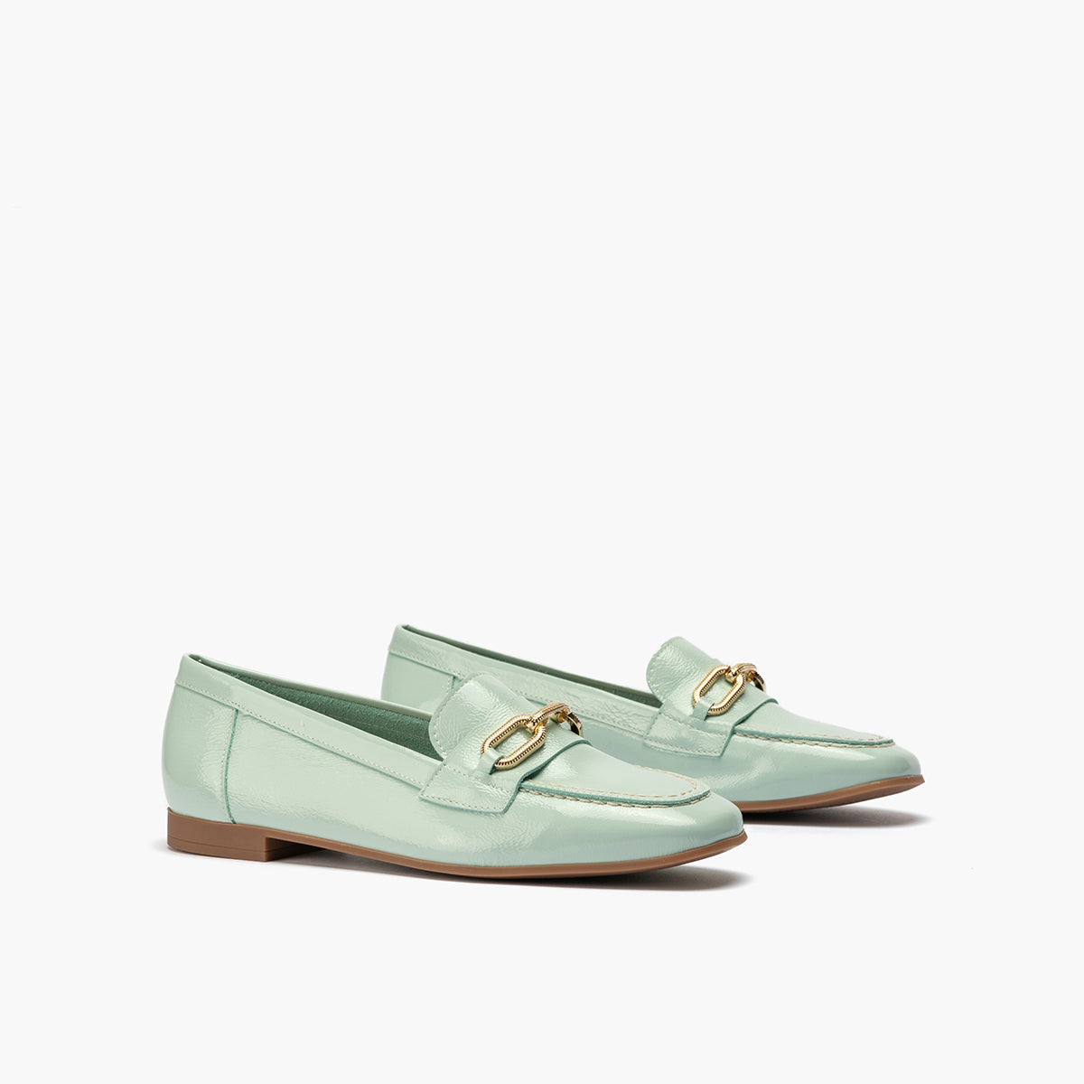 Mocasin plano con adorno metal mujer en piel charol TURQUESA