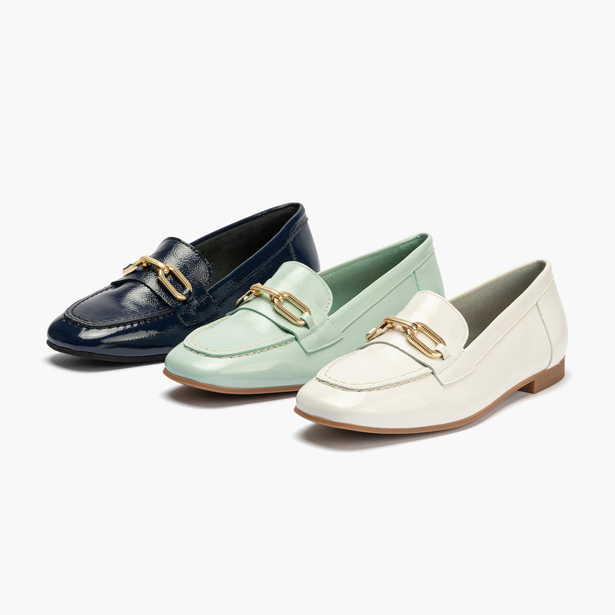 Mocasin plano con adorno metal mujer en piel charol TURQUESA