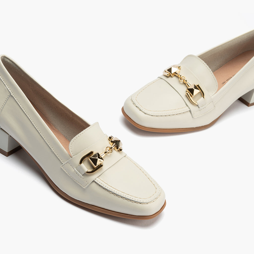 Mocasin con adorno metal mujer en piel napa BLANCO