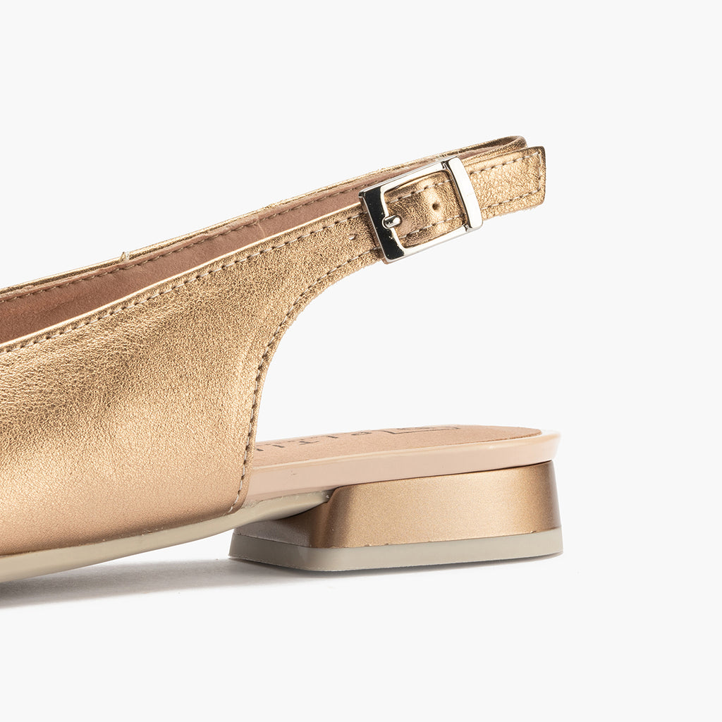Mocasin talon abierto mujer con hebilla en piel laminado ROSA