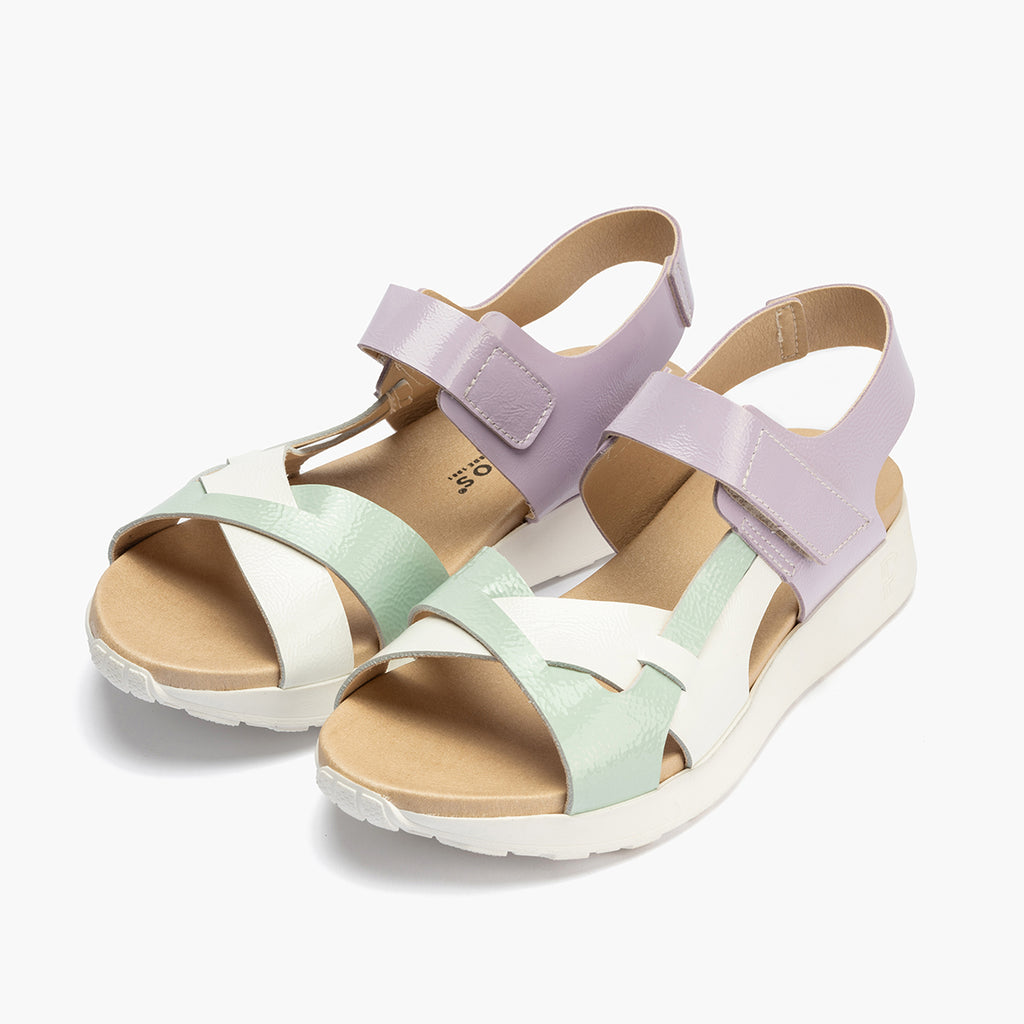 Sandalia tricolor mujer con velcro en piel charol TURQUESA