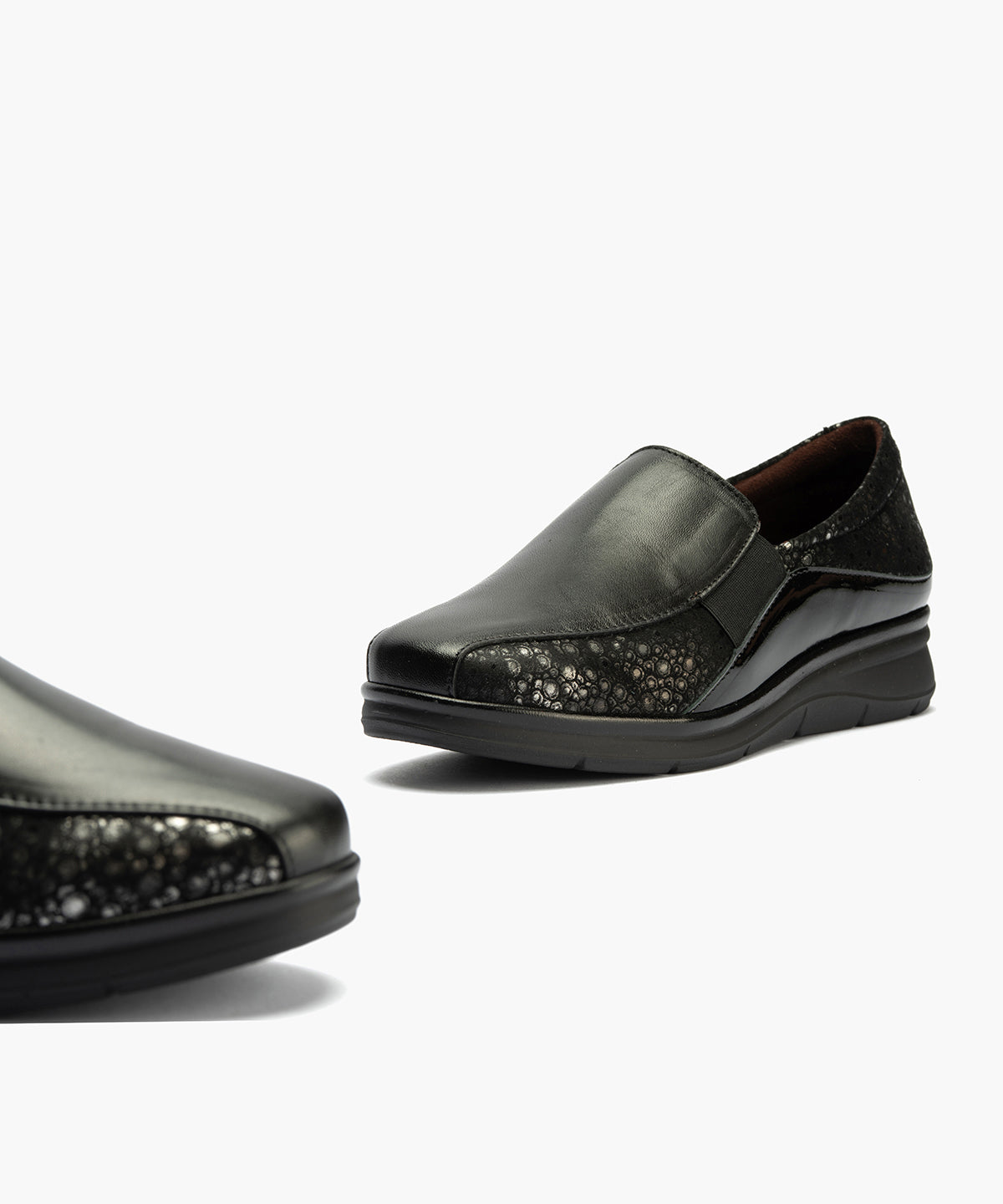 Manoletina Gucci Elásticos de mujer color negro