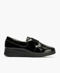 Blucher con Elástico en charol de mujer color negro