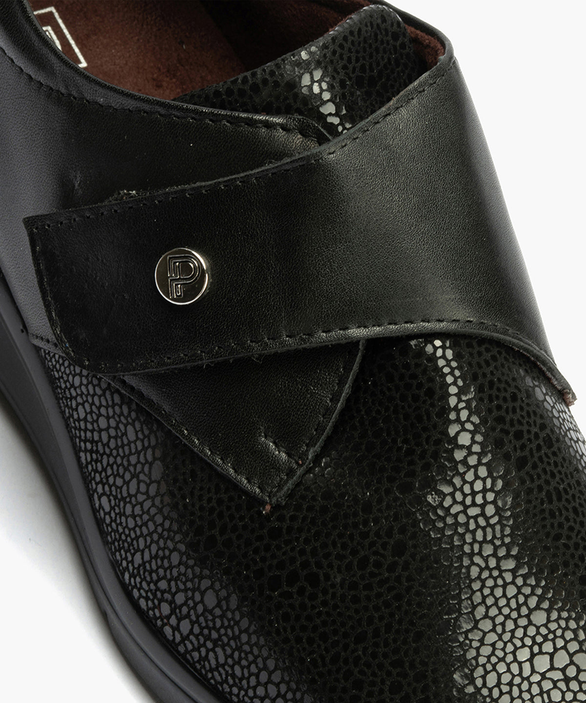 Blucher Correa con Lycra de mujer color negro
