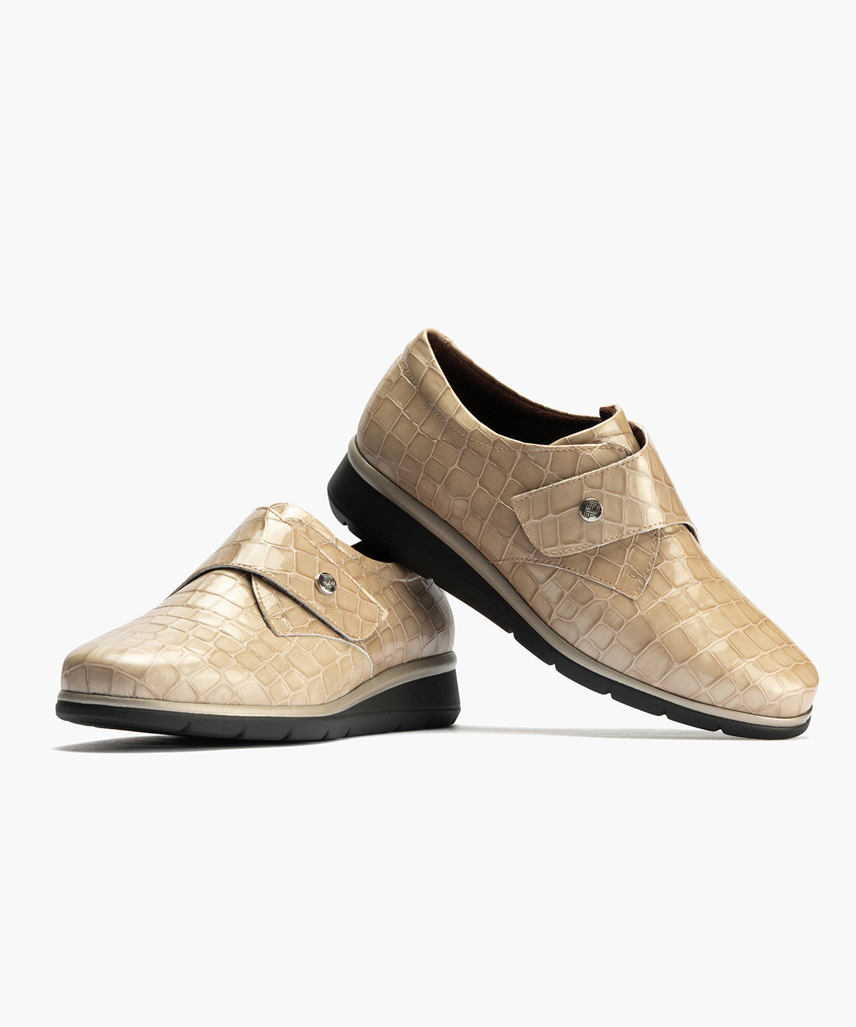 Blucher Correa en Coco de mujer color piedra