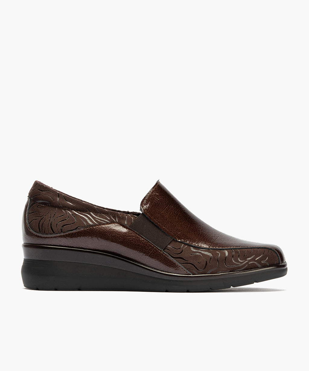 Abotinado Gucci con elásticos de mujer color marron