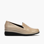 Mocasín en Charol de mujer color piedra