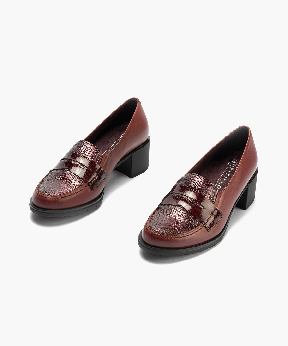 Mocasín con tacón de mujer color burdeos