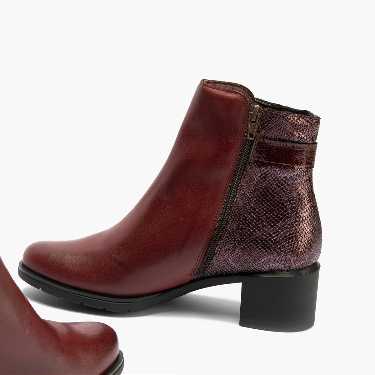 Botin en napa de mujer color burdeos