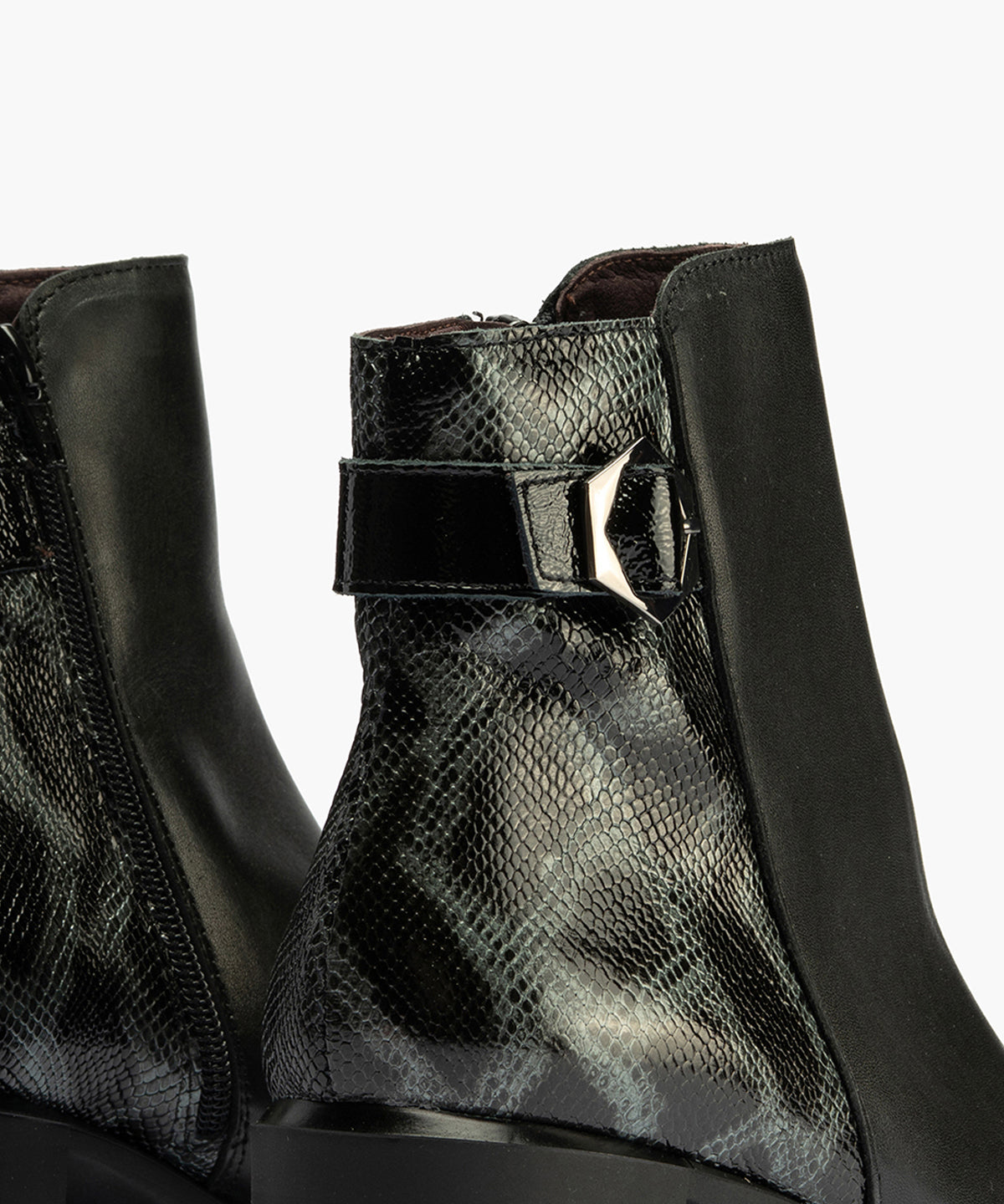 Botin en napa de mujer color negro