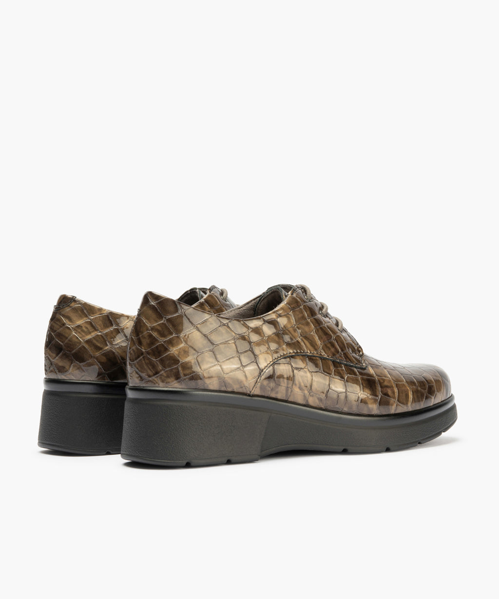 Blucher en Coco con cordones de mujer color humo