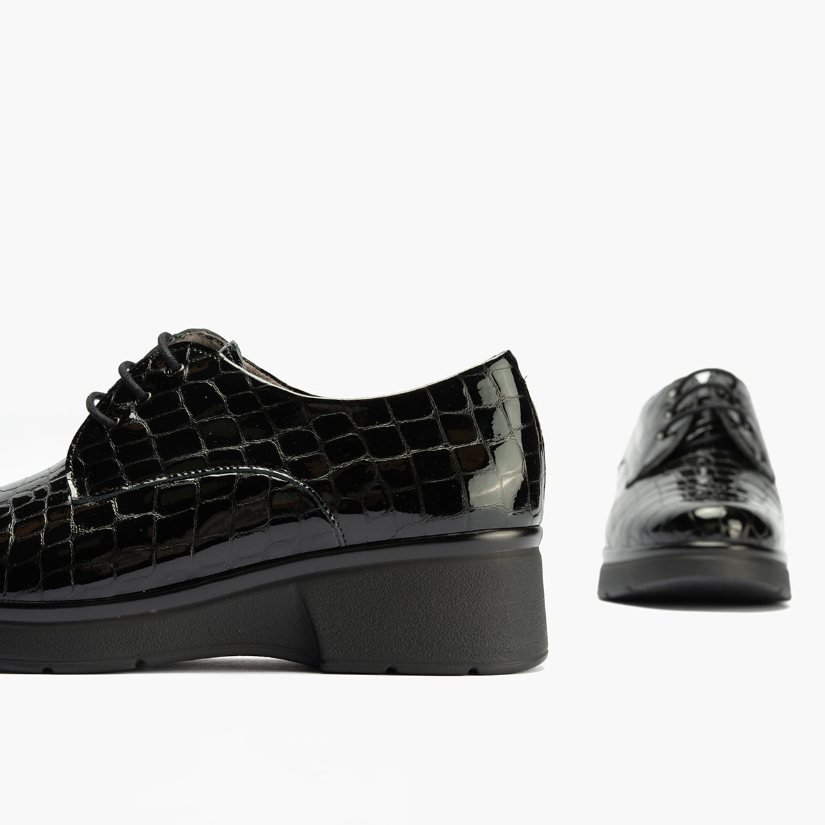 Blucher en Coco con cordones de mujer color negro