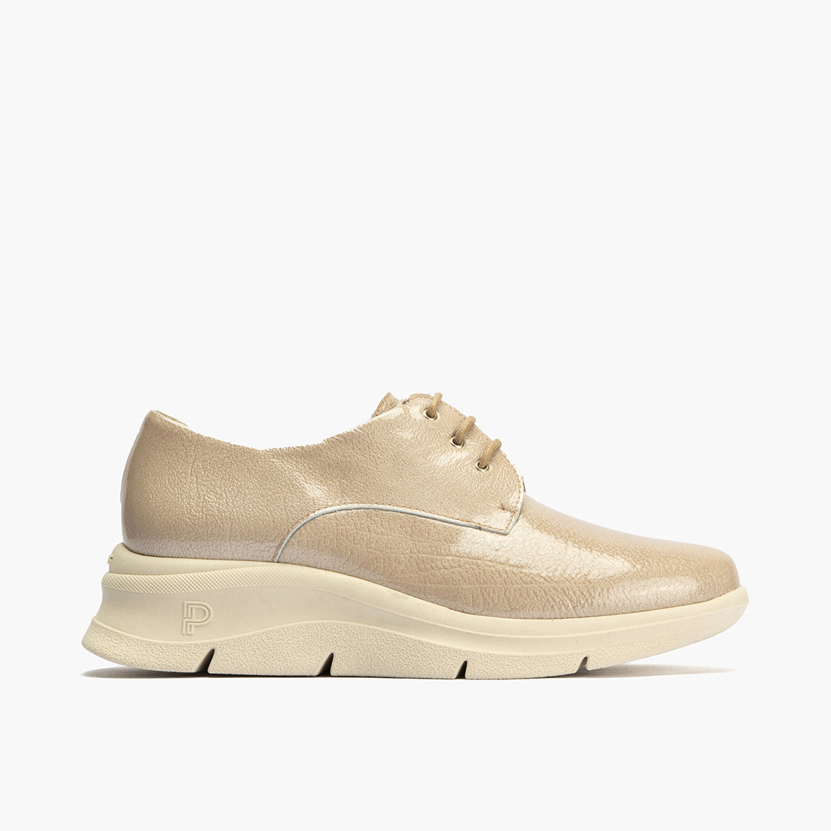 Blucher en Charol con cordones de mujer color piedra