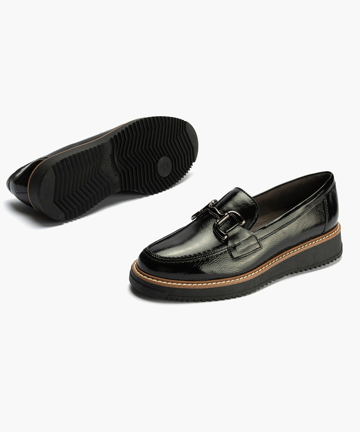 Mocasín en Charol de mujer color negro