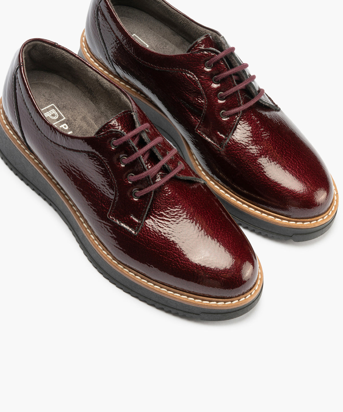 Blucher en Charol con cordones de mujer color burdeos